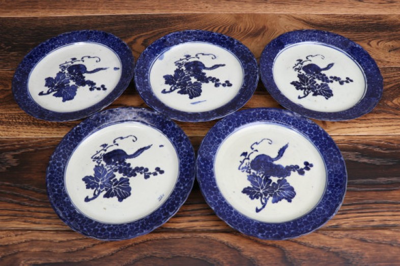 藍九谷 古伊万里 染付 葡萄栗鼠文 皿1670〜1700年代 工芸品